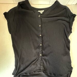 Orvis Black Cap Sleeve Button Down Shirt EUC - Size: LG